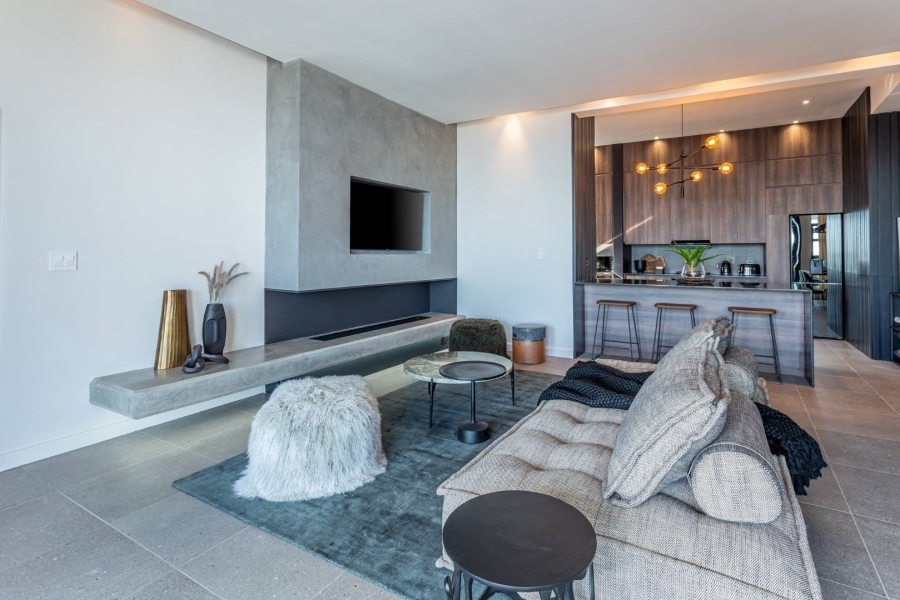 2 Bedroom Property for Sale in Green Point Western Cape